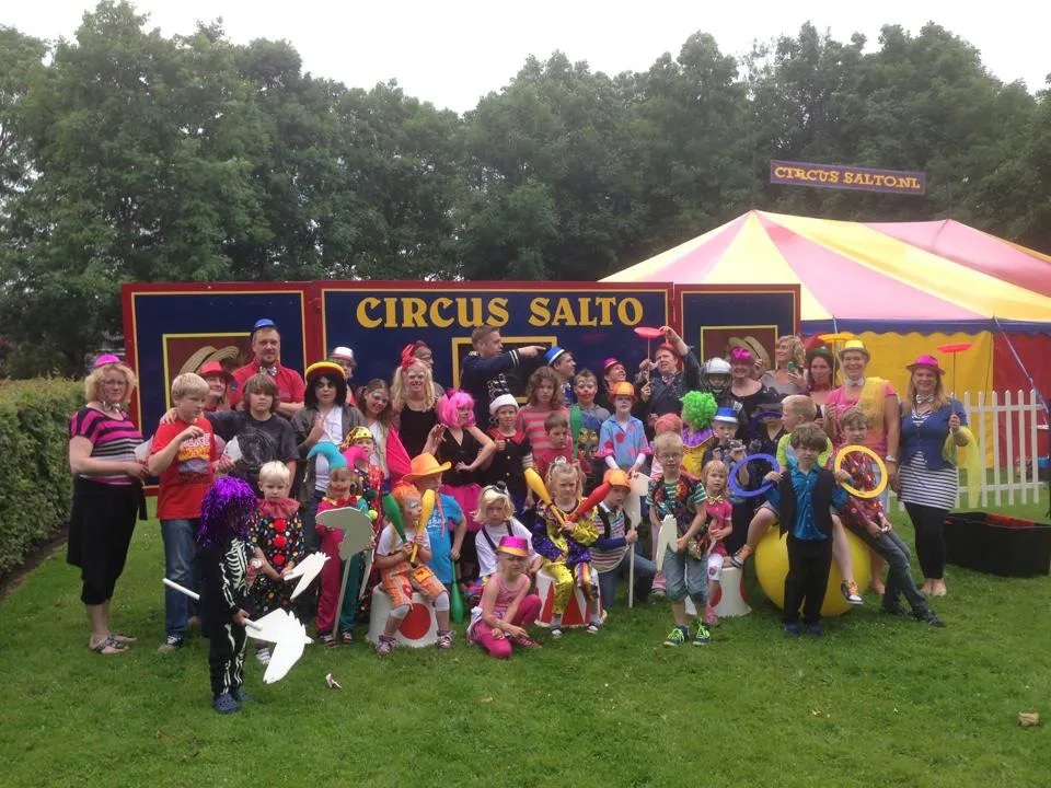 Circus op school circustent