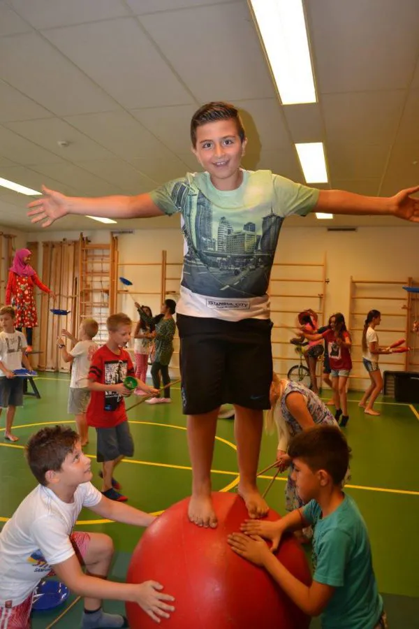 Kindershows circus salto